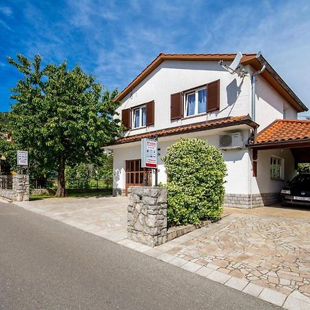 Nice Apartment In Rukavac With Kitchen Exterior foto